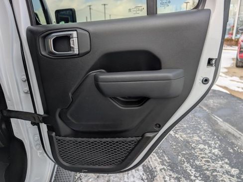 Used 2022 Jeep Wrangler Unlimited Sport S image 18