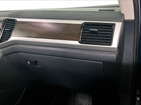 Used 2022 Volkswagen Atlas SE image 34