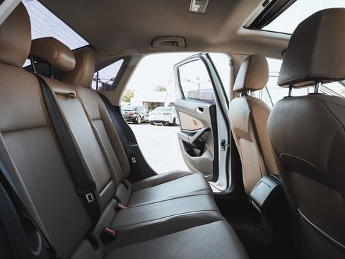 Used 2020 Volkswagen Jetta SE image 16