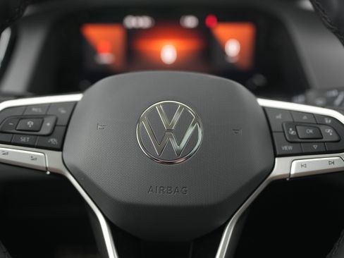 New 2026 Volkswagen Atlas Peak Edition image 19