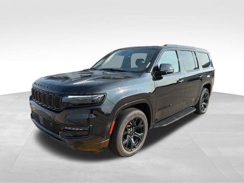 Used 2024 Jeep Wagoneer Series II AWD/4WD image 4