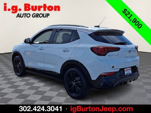 Used 2024 Buick Encore GX Sport Touring FWD image 4