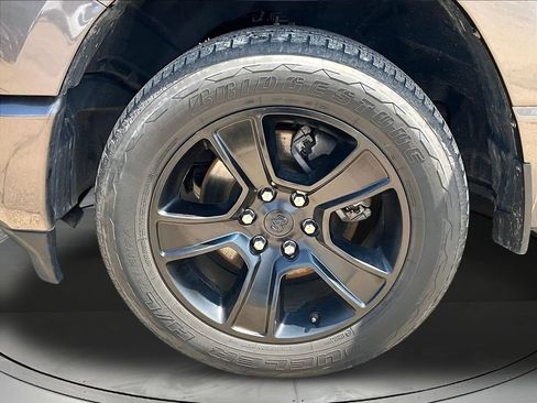 Used 2022 RAM 1500 Big Horn AWD/4WD image 36