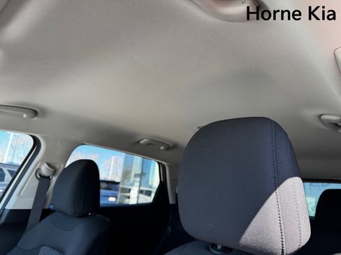 New 2026 Kia Sportage LX image 16