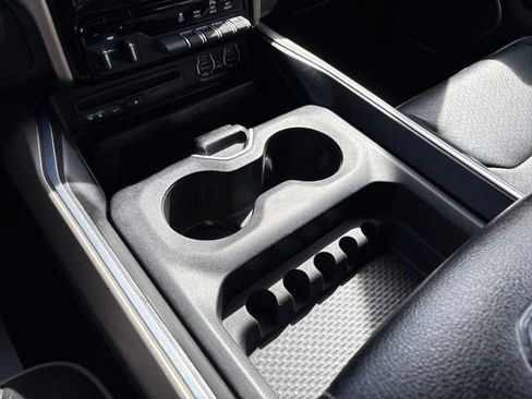 Used 2019 RAM 1500 Laramie image 25