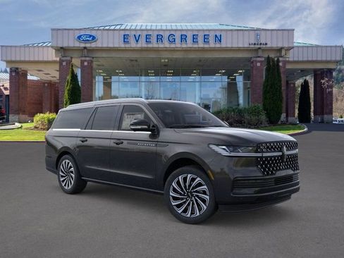 New 2026 Lincoln Navigator L Black Label AWD/4WD image 7