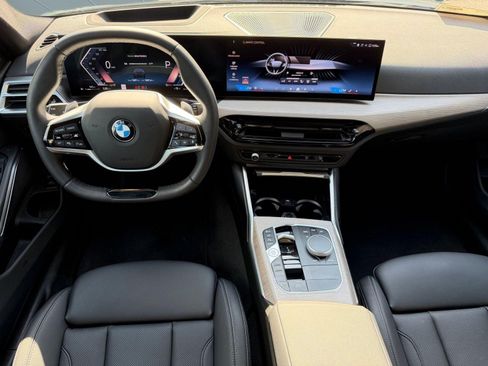 Certified 2025 BMW 330i xDrive Sedan AWD/4WD image 24
