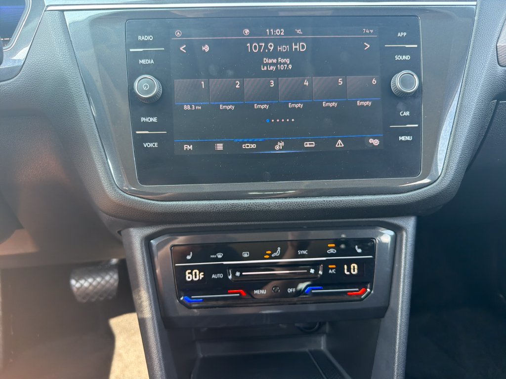 Certified 2023 Volkswagen Tiguan SE FWD image 15