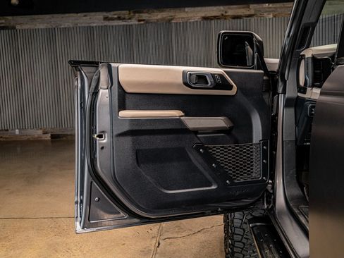 Used 2022 Ford Bronco Wildtrak AWD/4WD image 27