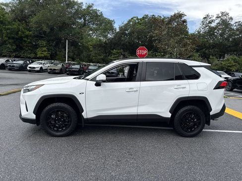 Used 2024 Toyota RAV4 XLE FWD image 11