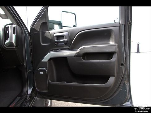 Used 2019 Chevrolet Silverado 2500 LTZ w/ Duramax Plus Package AWD/4WD image 35