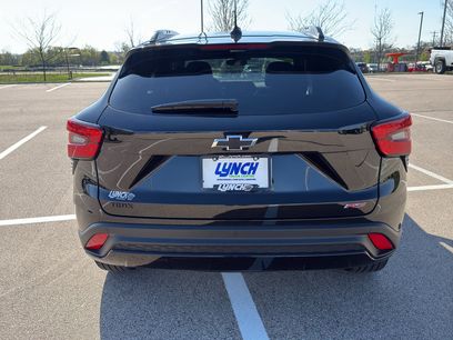 Used 2025 Chevrolet Trax RS w/ Sunroof Package