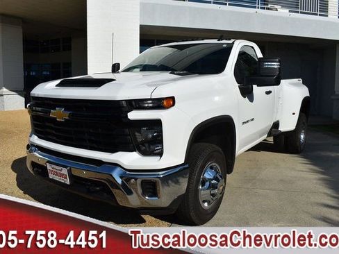 New 2025 Chevrolet Silverado 3500 W/T image 4