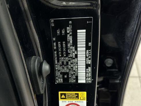 Used 2019 Toyota Highlander XLE w/ Protection Package #3 AWD/4WD image 14