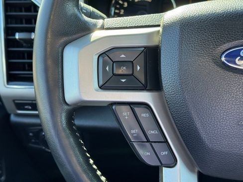 Used 2017 Ford F150 Lariat w/ Equipment Group 502A Luxury image 23