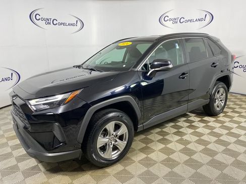 Used 2024 Toyota RAV4 XLE FWD image 3