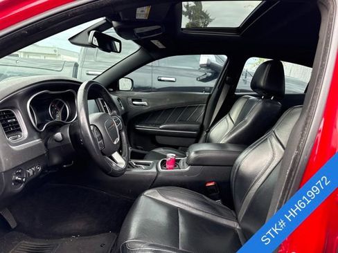 Used 2017 Dodge Charger SXT w/ Plus Group RWD image 4