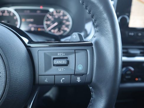 Used 2024 Nissan Pathfinder SL image 22