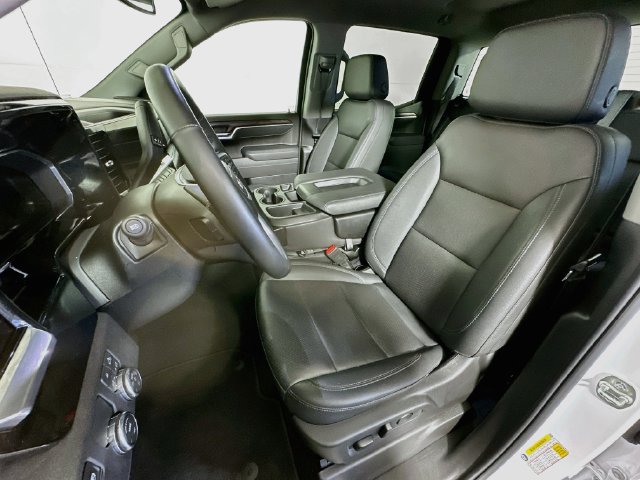 Used 2026 GMC Sierra 1500 SLT RWD image 12
