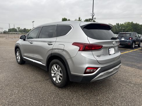 Used 2020 Hyundai Santa Fe SE FWD image 3
