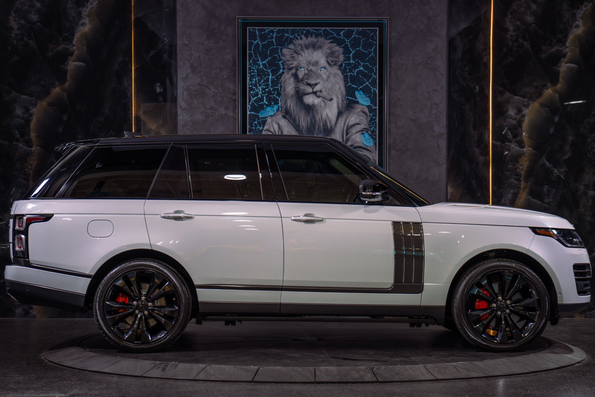 Used 2021 Land Rover Range Rover SV Autobiography Dynamic AWD/4WD image 7