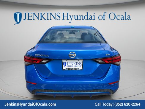 Used 2021 Nissan Sentra SV FWD image 4