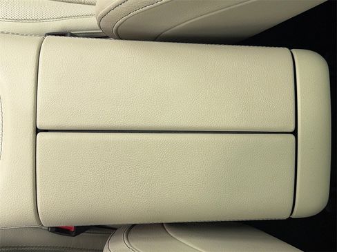 Used 2021 Mercedes-Benz GLS 450 4MATIC image 37