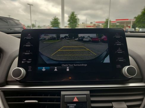 Certified 2022 Honda Accord Sport image 27