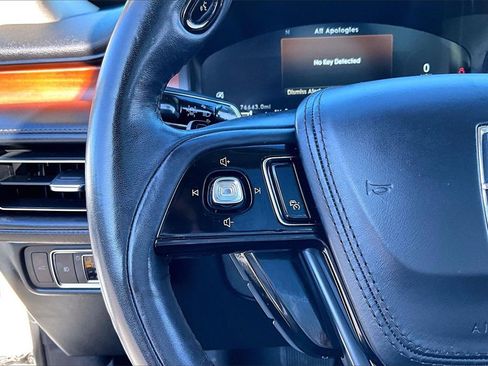 Used 2020 Lincoln Aviator Reserve w/ Equipment Group 202A image 18