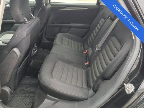 Used 2015 Ford Fusion SE image 20