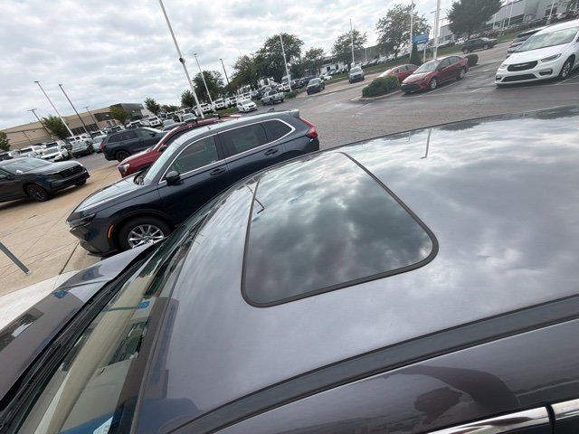 Used 2020 Honda CR-V EX image 9