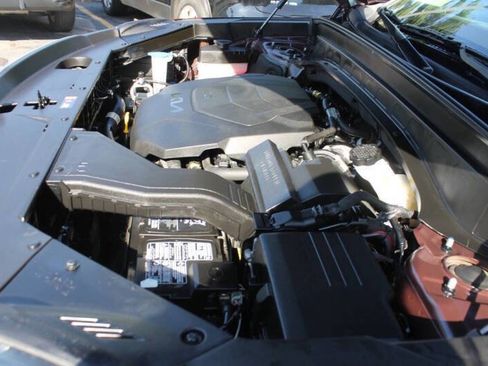 Used 2022 Kia Telluride LX image 10