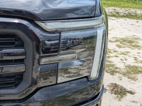 Used 2024 Ford F150 Lariat w/ Equipment Group 502A High AWD/4WD image 10