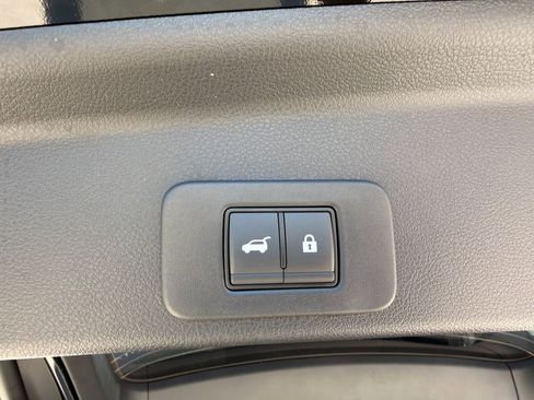 Certified 2026 Nissan Murano Platinum w/ Cargo Package image 24