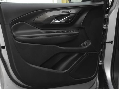 Used 2020 GMC Terrain SLT w/ Preferred Package image 24