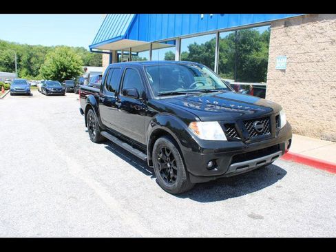 Used 2019 Nissan Frontier SV w/ Value Truck Package RWD image 1