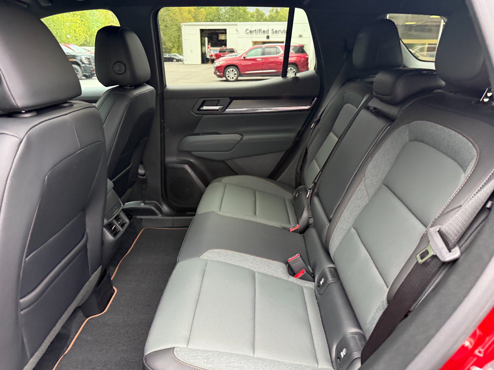 New 2027 GMC Terrain AT4 AWD/4WD image 17