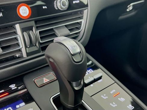 New 2026 Porsche Macan S image 19