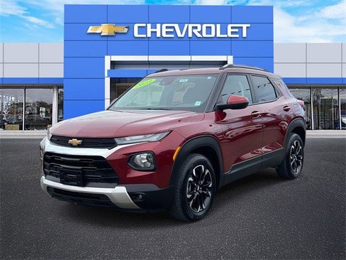Certified 2023 Chevrolet TrailBlazer LT image 2