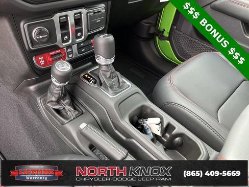 New 2025 Jeep Wrangler Rubicon w/ Xtreme 35 Tire Package image 11