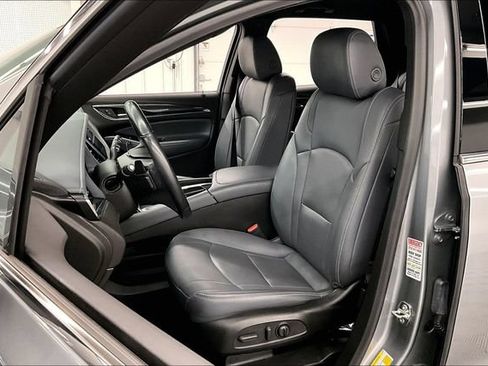 Used 2023 Buick Enclave Essence w/ Trailering Package, 5000 lbs. FWD image 23