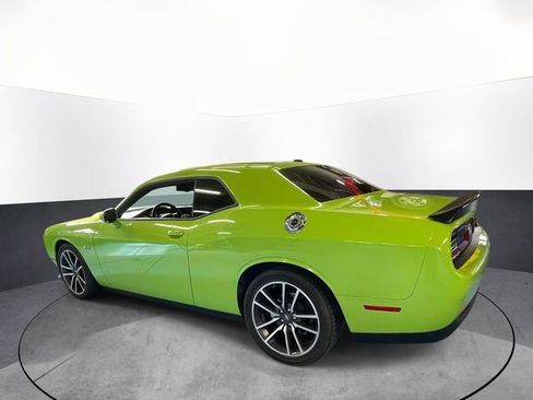 Used 2023 Dodge Challenger R/T RWD image 5