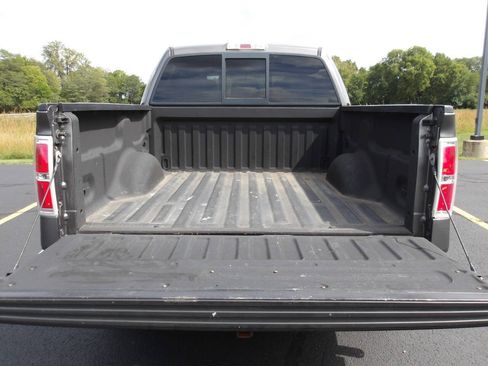 Used 2011 Ford F150 XLT w/ XLT Chrome Pkg RWD image 4