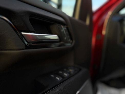 Certified 2025 GMC Sierra 2500 AT4X image 13