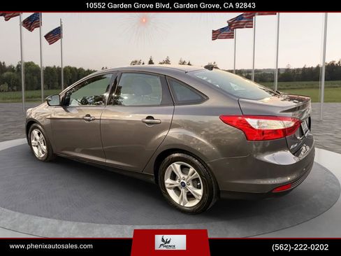 Used 2014 Ford Focus SE image 6
