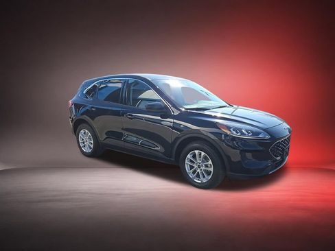Used 2021 Ford Escape SE AWD/4WD image 2