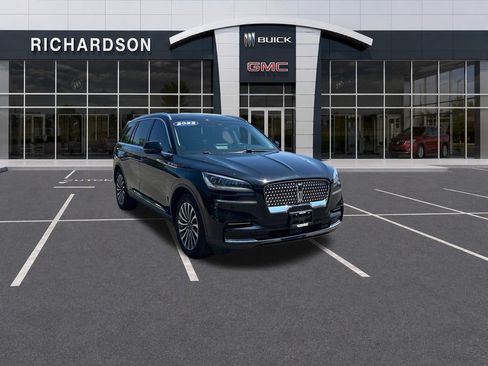 Used 2022 Lincoln Aviator Reserve AWD/4WD image 7