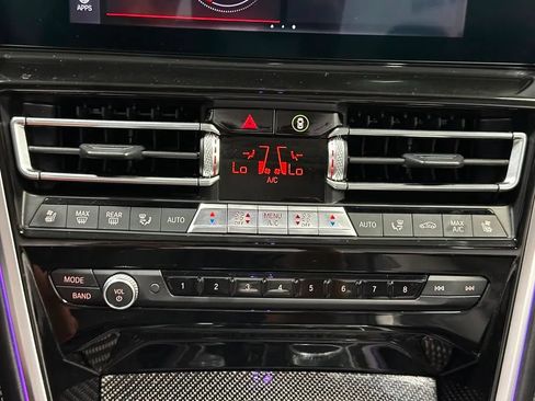 Used 2022 BMW M850i xDrive Convertible AWD/4WD image 35