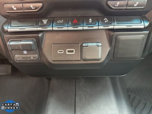 Used 2023 Chevrolet Silverado 2500 LT w/ Convenience Package image 19