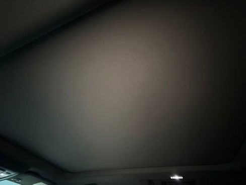 Used 2021 Chevrolet Tahoe LT w/ LT Signature Package RWD image 18